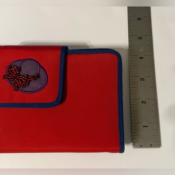 Vintage Avon Red Purple Wallet With Embroidered Hat CC Holder ID Holder - Picture 9 of 12